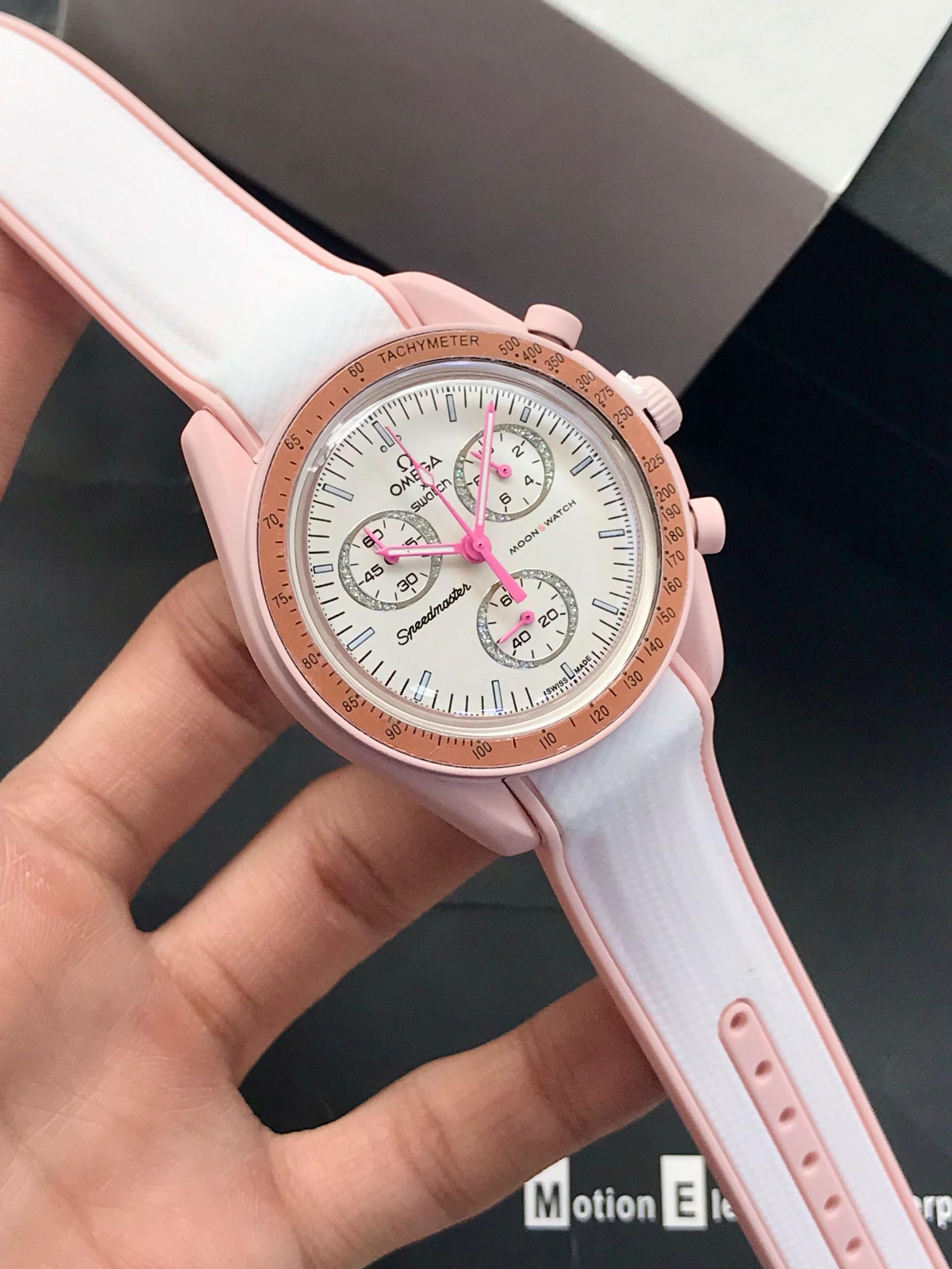 OMEGA x Swatch Mens Watch Moons Watch - Image 4